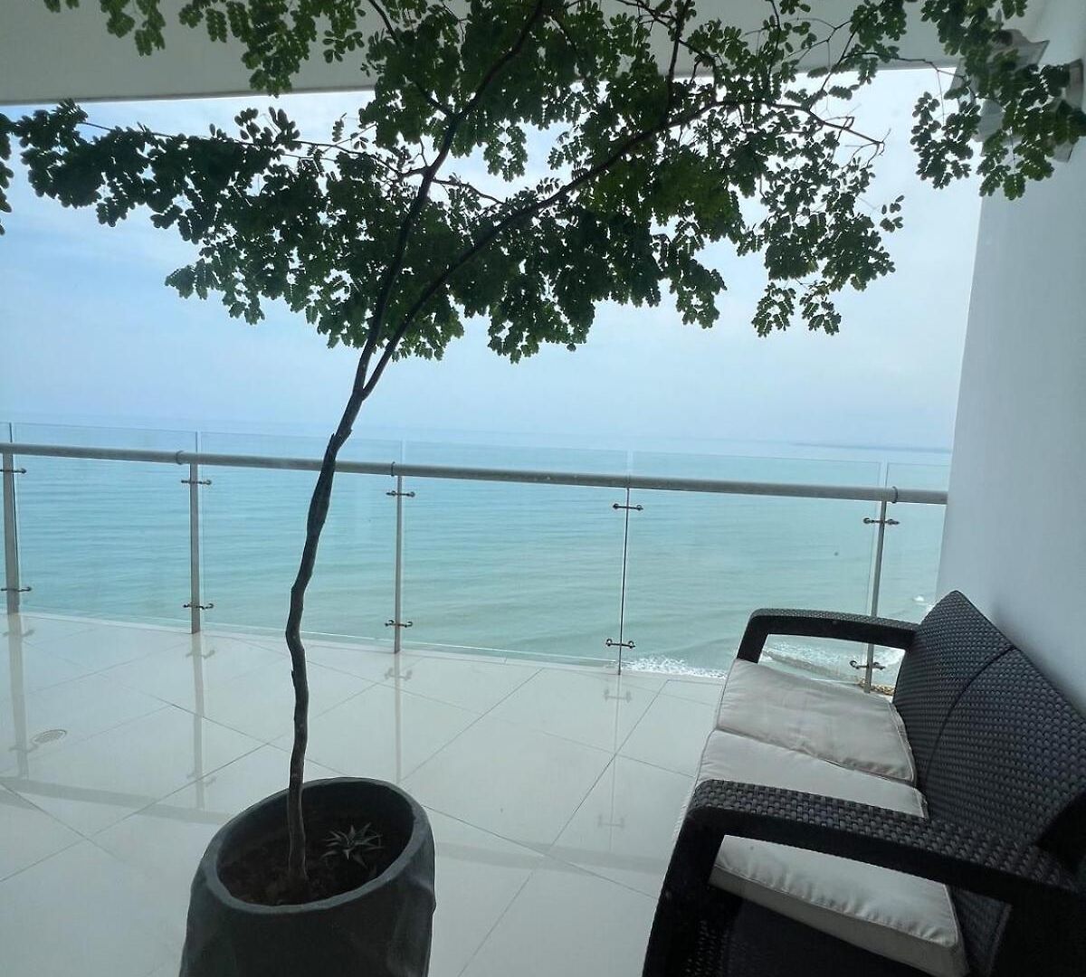 Apartamento Frente Al Mar *