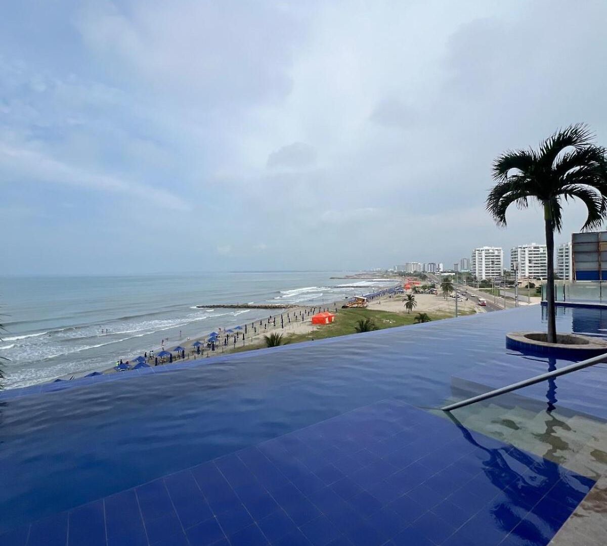 Frente Al Mar